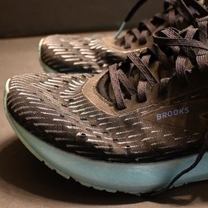 mens brooks Hyperion tempo